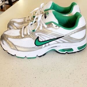 Nike White, Silver & Green. Running Sneakers